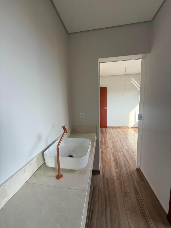 Casa, Linda Vista, 3 Quartos, 4 Vagas, 1 Suíte