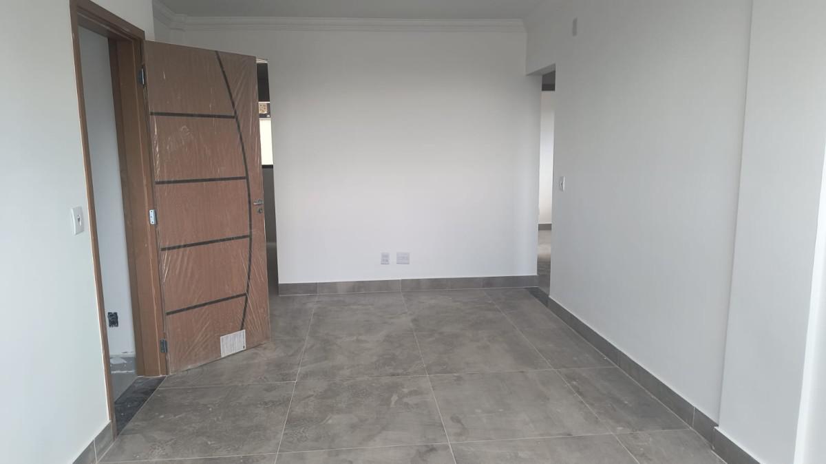 Apartamento, Sagrada Família, 3 Quartos, 2 Vagas, 1 Suíte