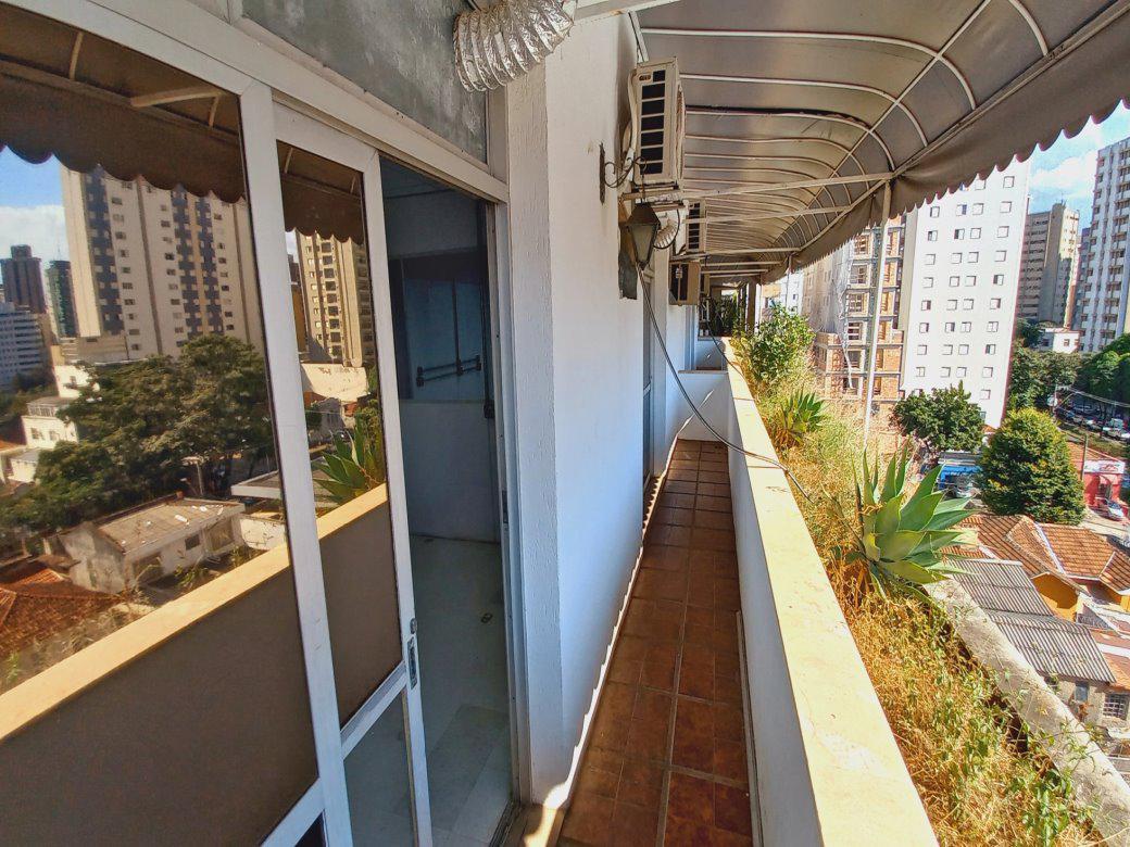 Sala, Funcionários, 0 Quarto, 1 Vaga