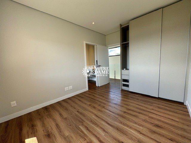 Casa, Alphaville - Lagoa dos Ingleses, 4 Quartos, 4 Vagas, 2 Suítes