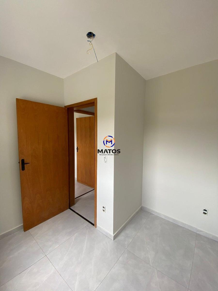 Casa, Adeodato, 4 Quartos, 2 Vagas, 1 Suíte