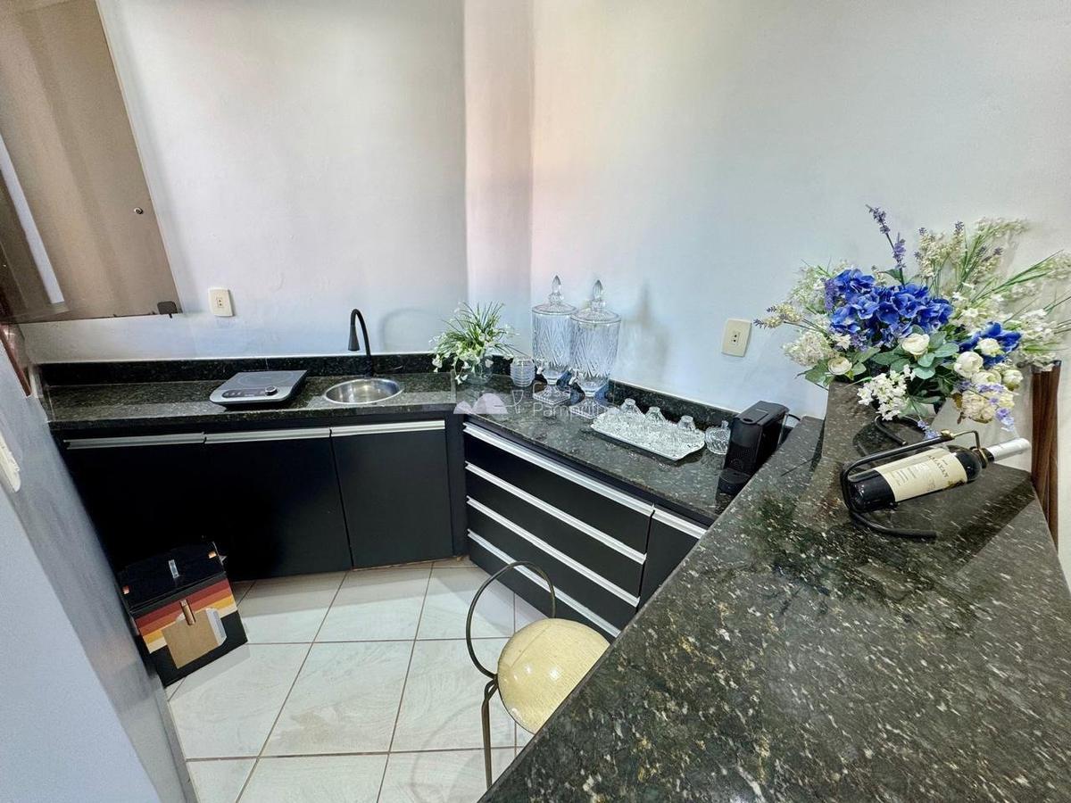 Casa, Planalto, 4 Quartos, 4 Vagas, 1 Suíte