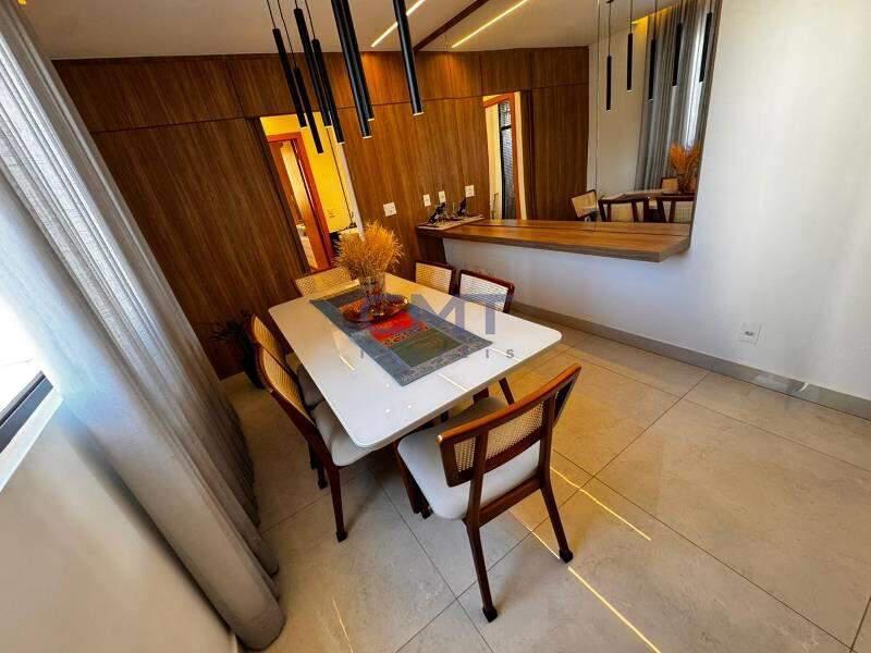 Cobertura, Sagrada Família, 2 Quartos, 2 Vagas, 2 Suítes