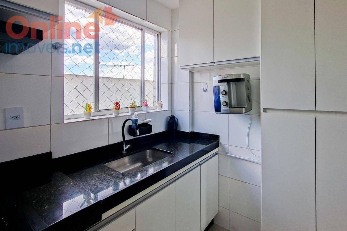 Apartamento, Sagrada Família, 3 Quartos, 0 Vaga, 2 Suítes