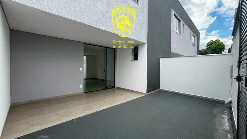 Casa, Candelária, 3 Quartos, 0 Vaga, 1 Suíte