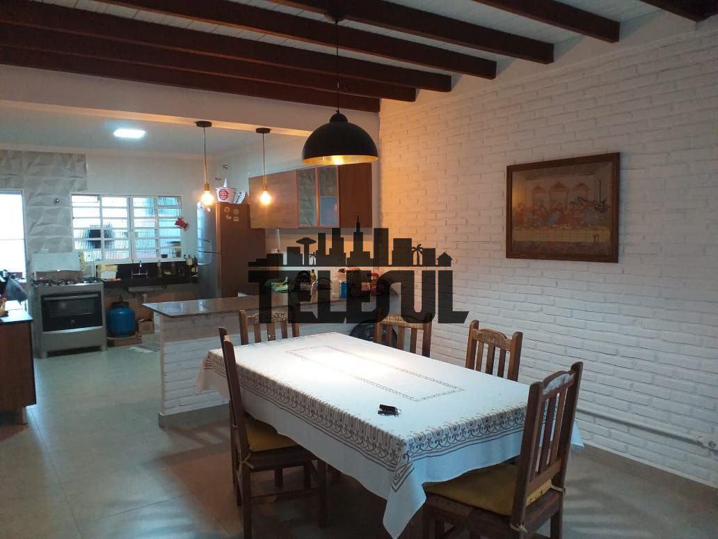 Casa, Jardim Simões, 3 Quartos, 0 Vaga, 1 Suíte