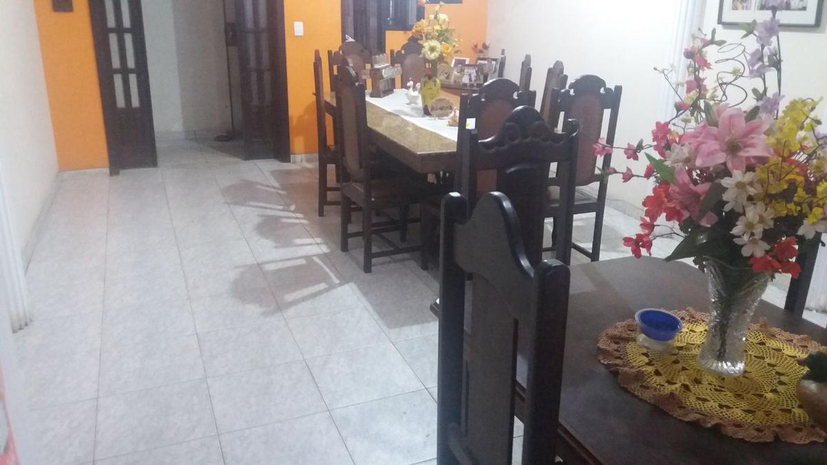 Casa, Cachoeirinha, 9 Quartos, 4 Vagas, 3 Suítes