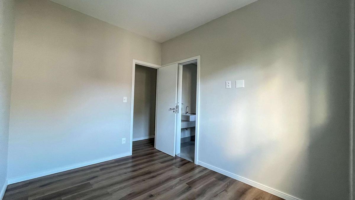 Apartamento, Castelo, 4 Quartos, 2 Vagas, 2 Suítes