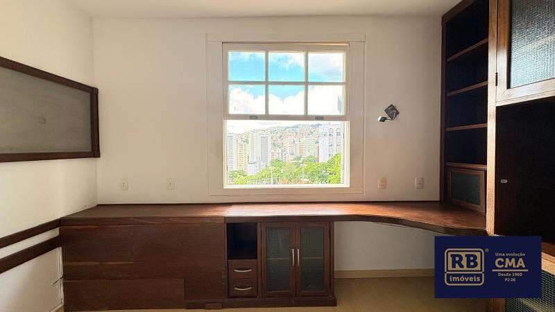 Casa, Vila Paris, 4 Quartos, 4 Vagas, 2 Suítes
