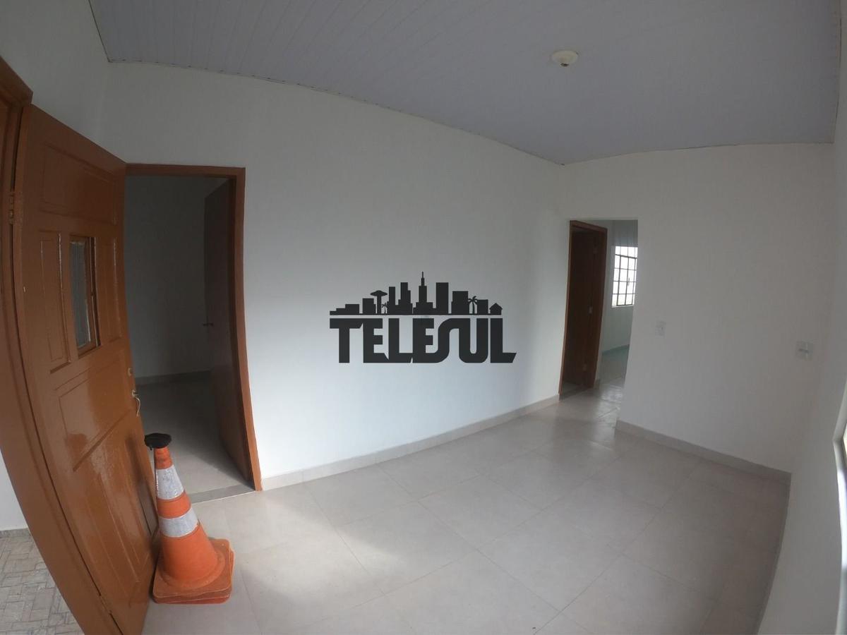 Casa, Centro, 4 Quartos, 0 Vaga