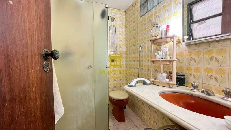 Casa, Serra, 7 Quartos, 8 Vagas, 2 Suítes