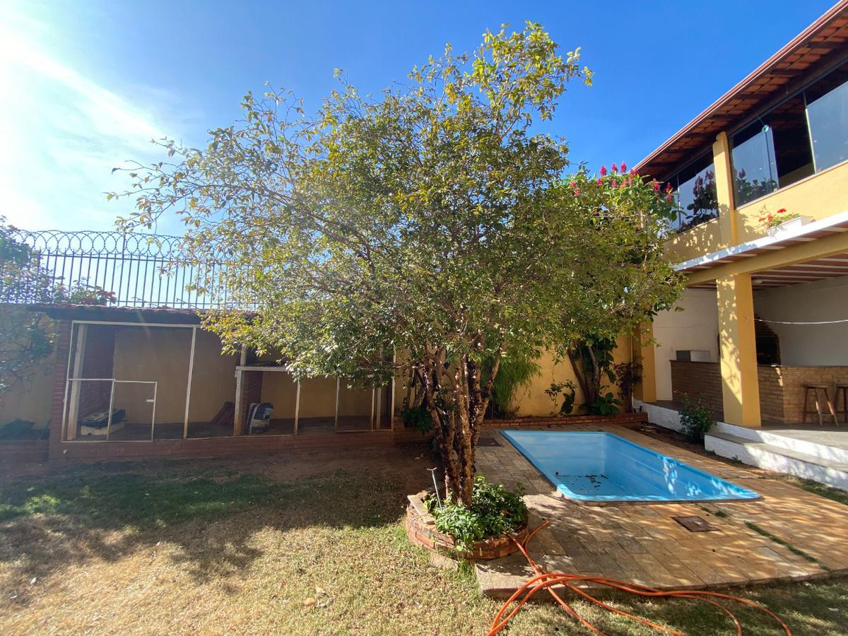 Casa, Vila Pérola, 4 Quartos, 5 Vagas, 1 Suíte