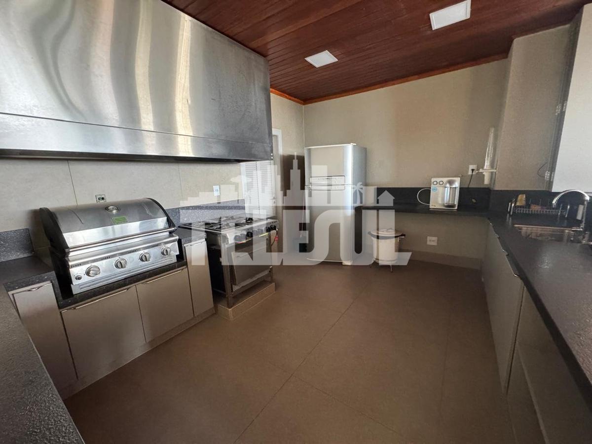 Apartamento, Centro, 4 Quartos, 2 Vagas, 1 Suíte