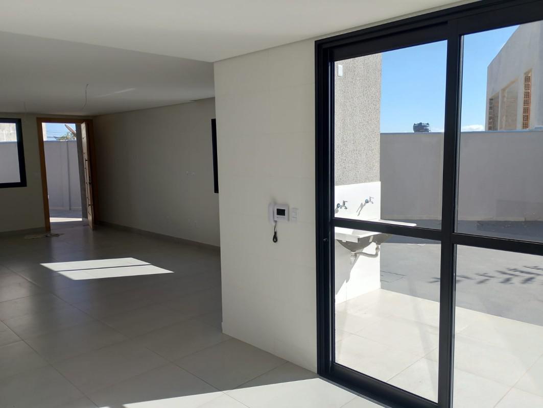 Casa, Chácara Contagem, 3 Quartos, 4 Vagas, 1 Suíte