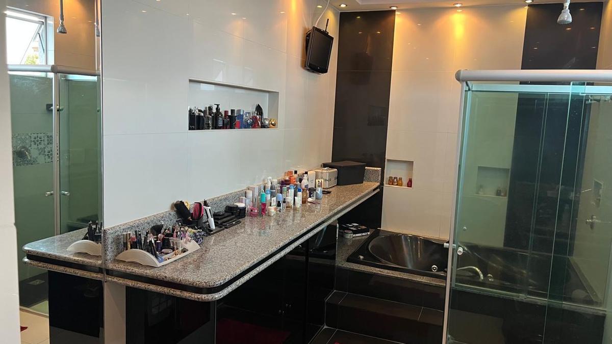 Casa, Europa, 4 Quartos, 4 Vagas, 3 Suítes