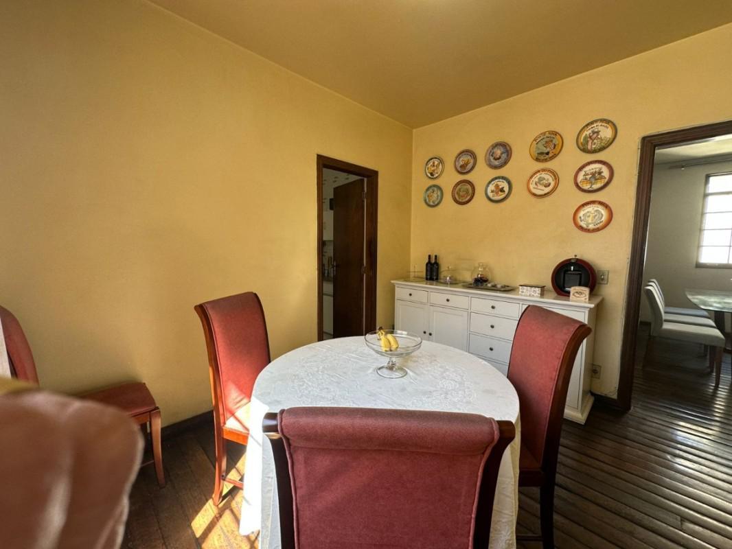 Cobertura, Luxemburgo, 4 Quartos, 2 Vagas, 1 Suíte