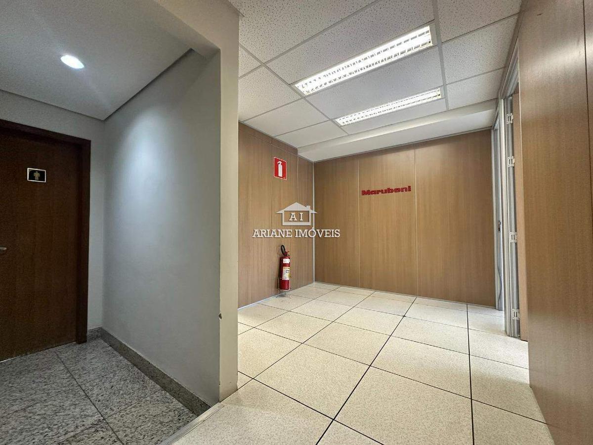 Sala, Savassi, 0 Quarto, 2 Vagas