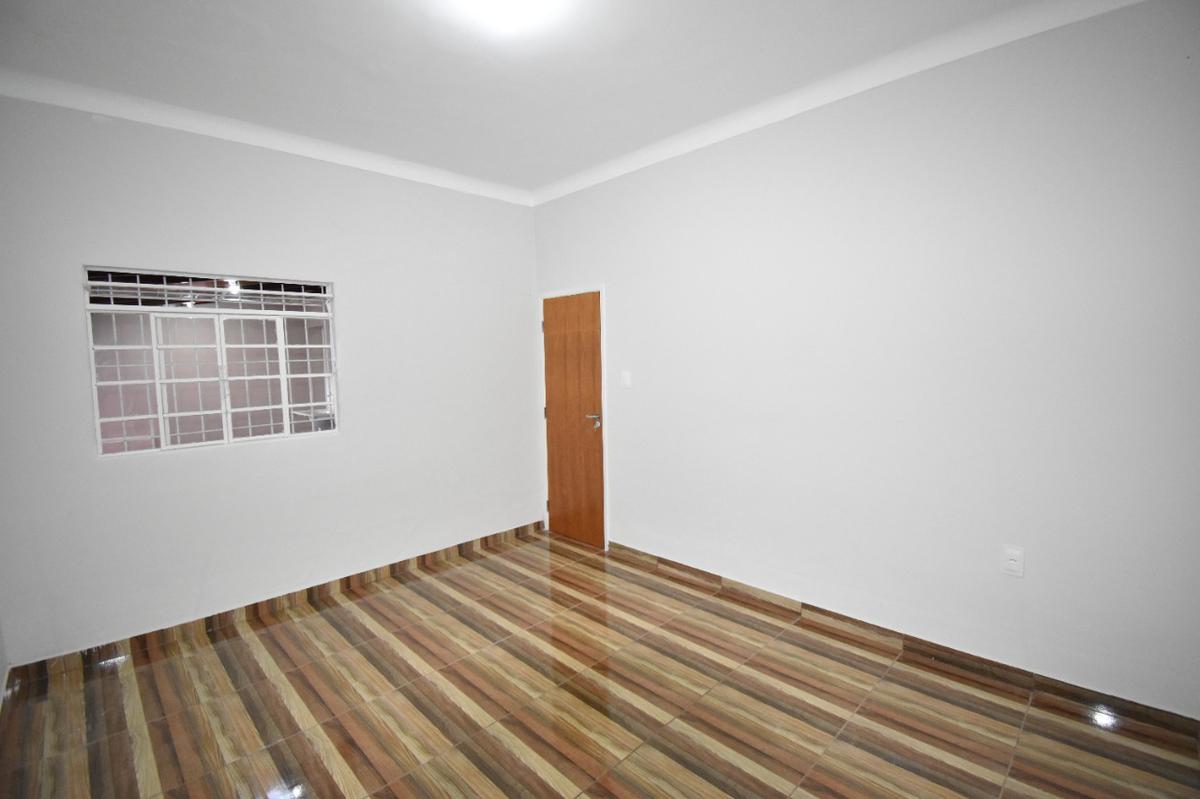 Casa, Itapoã, 2 Quartos, 0 Vaga