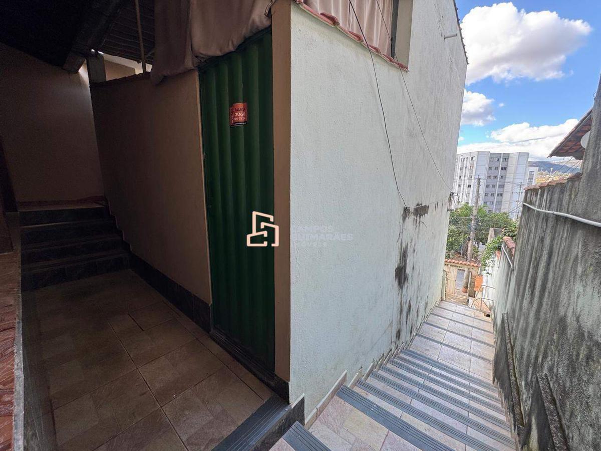 Casa, Milionários, 1 Quarto, 1 Vaga, 1 Suíte