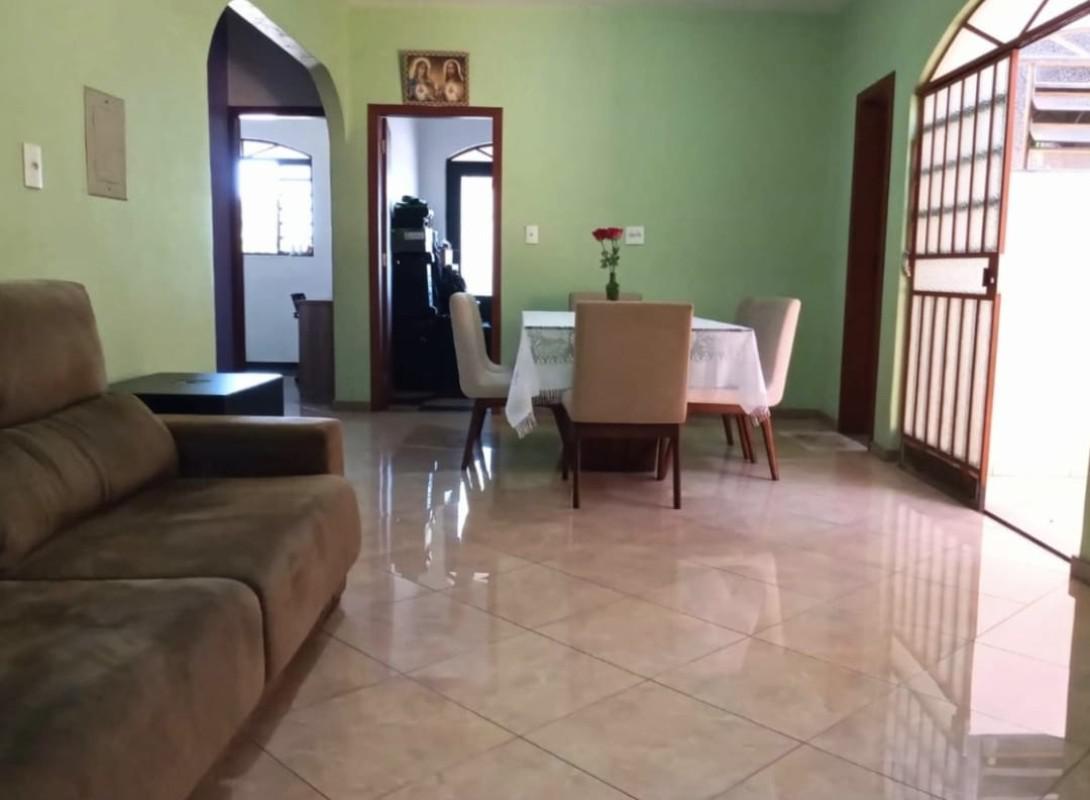 Casa, Diamante, 4 Quartos, 6 Vagas, 1 Suíte