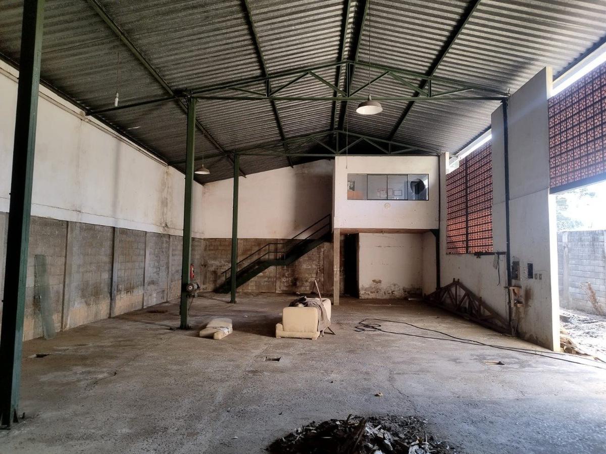 Galpão, Santa Cruz, 0 Quarto, 0 Vaga