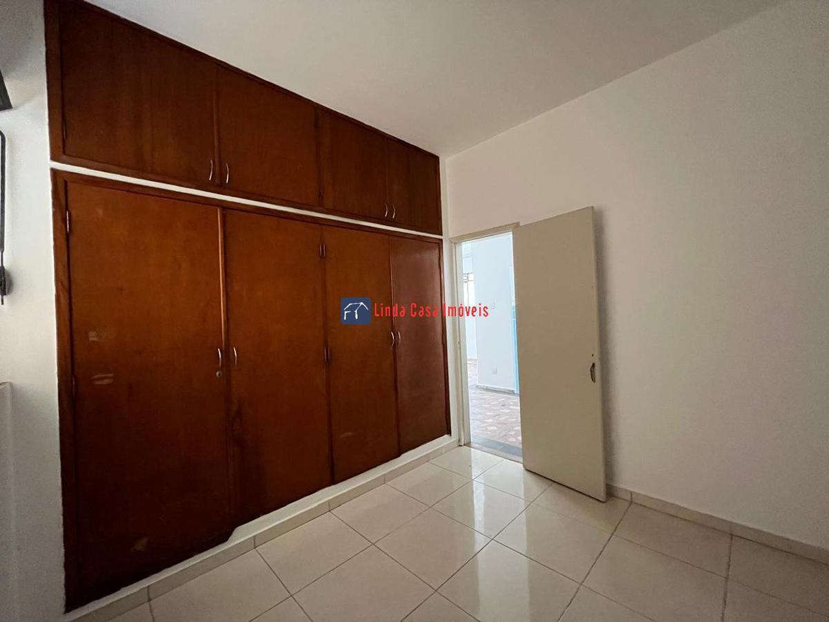 Casa Comercial, Carlos Prates, 4 Quartos, 2 Vagas, 1 Suíte