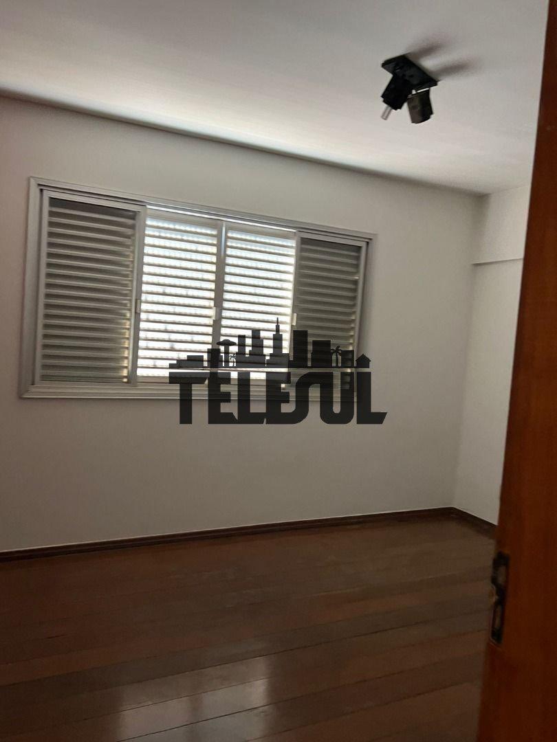 Apartamento, Centro, 3 Quartos, 0 Vaga, 1 Suíte