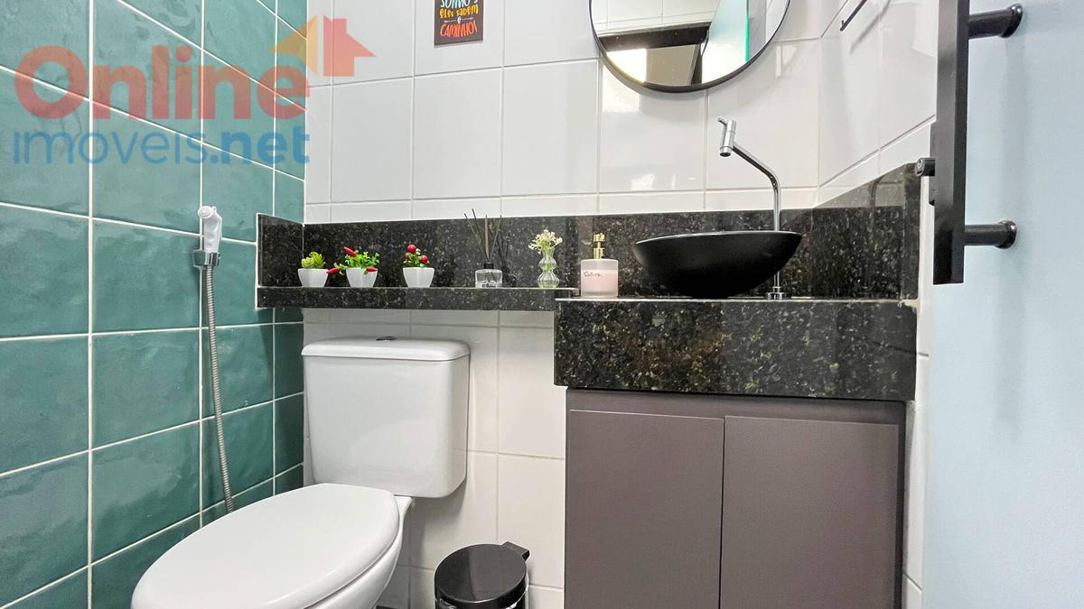 Apartamento, Castelo, 3 Quartos, 0 Vaga, 1 Suíte