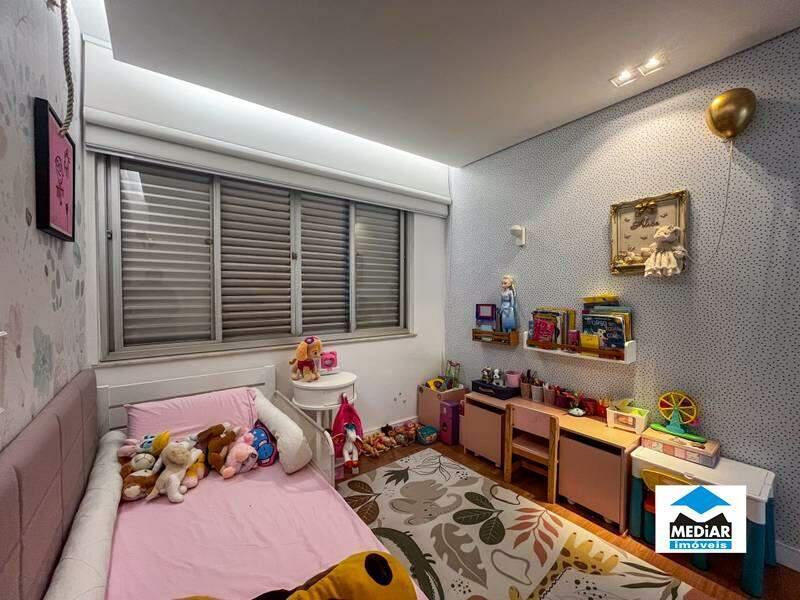 Apartamento, Sion, 4 Quartos, 2 Vagas, 1 Suíte