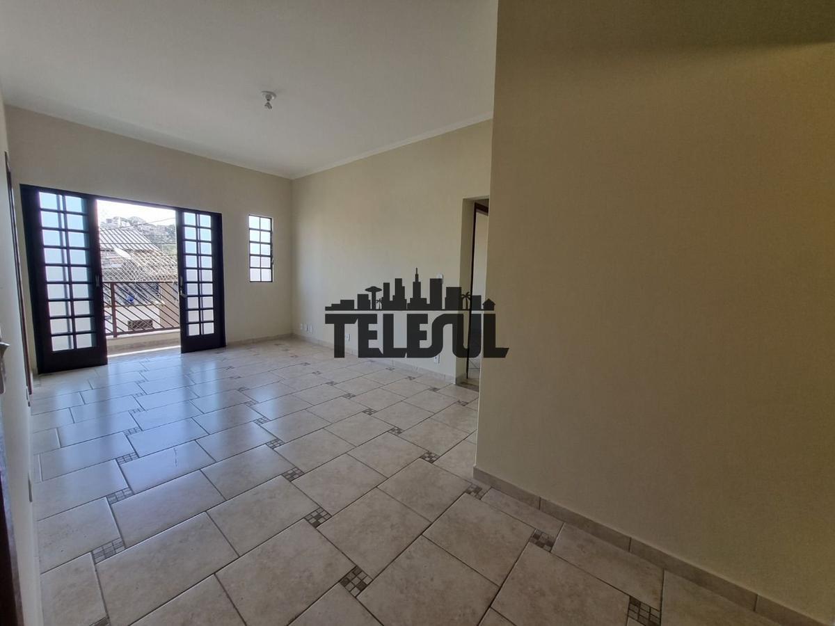 Casa, Jardim Zinoca, 3 Quartos, 2 Vagas, 1 Suíte