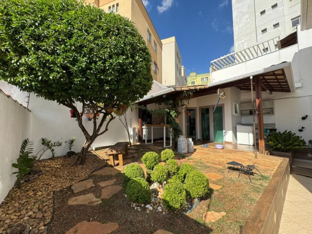 Casa, Manacás, 3 Quartos, 4 Vagas, 1 Suíte