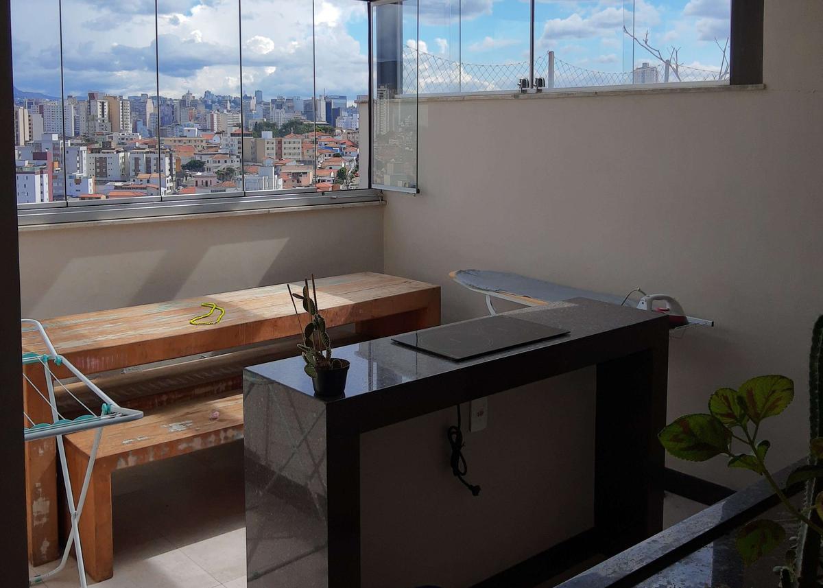 Cobertura, Sagrada Família, 2 Quartos, 2 Vagas, 2 Suítes