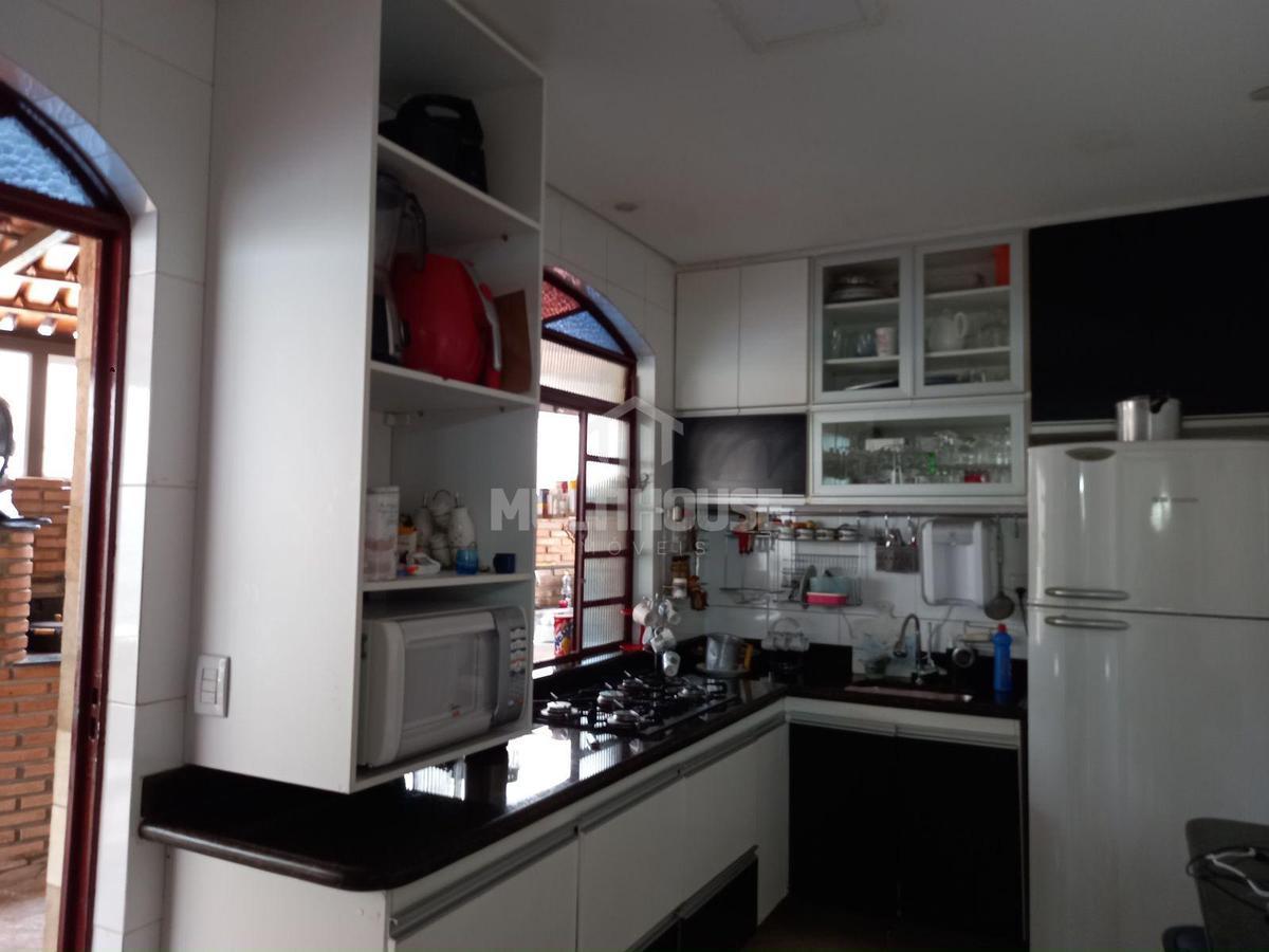 Casa, São João Batista (venda Nova), 4 Quartos, 3 Vagas, 2 Suítes