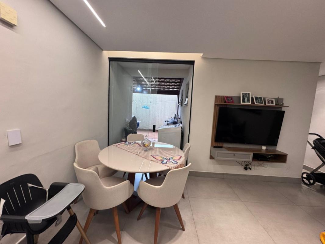 Apartamento, Castelo, 3 Quartos, 2 Vagas, 1 Suíte