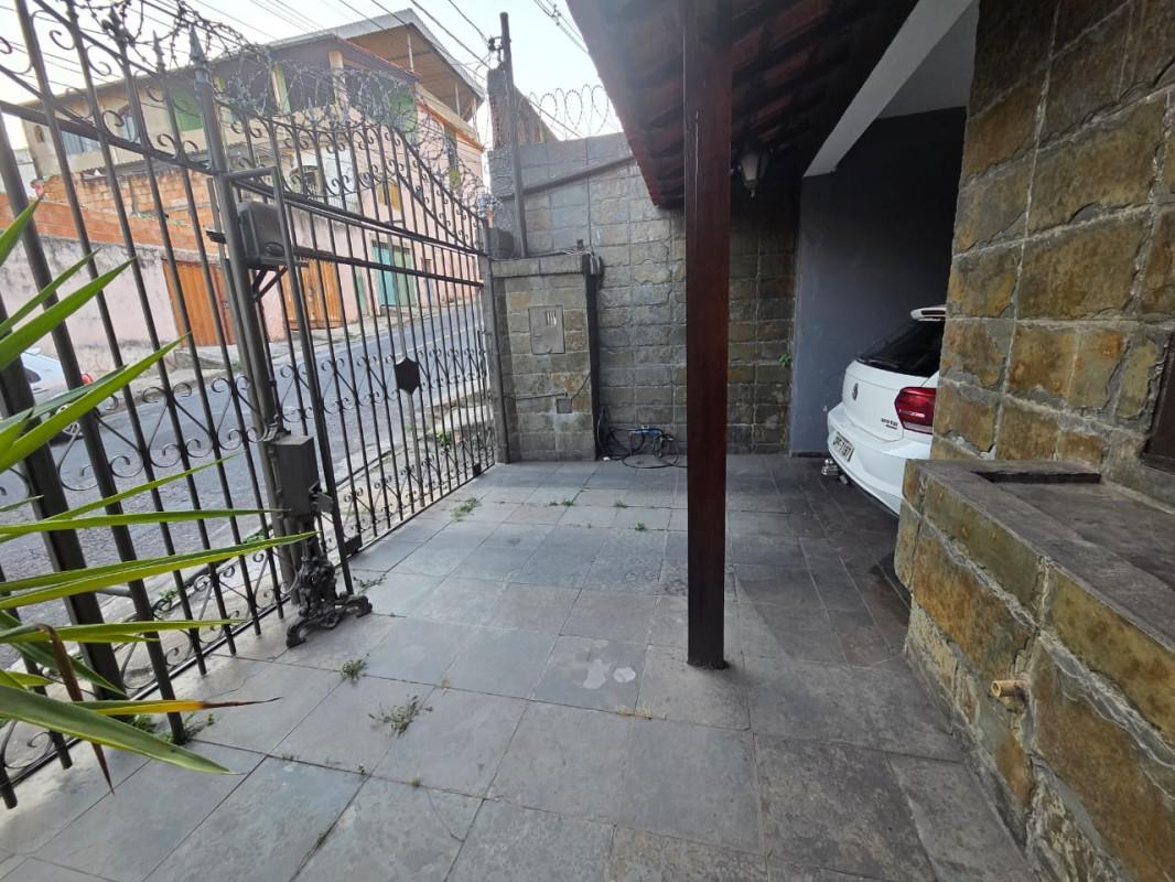 Casa, Coqueiros, 4 Quartos, 1 Vaga, 1 Suíte