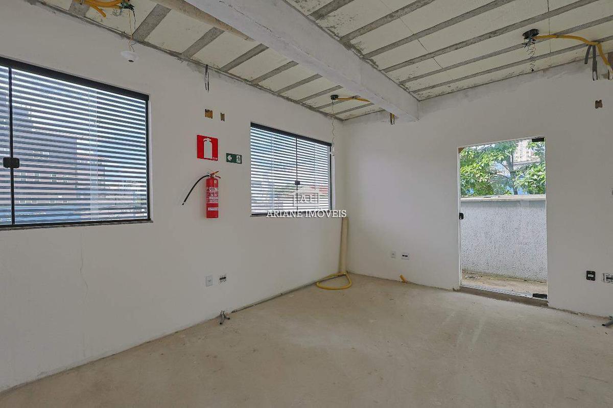 Casa Comercial, Prado, 0 Quarto, 0 Vaga