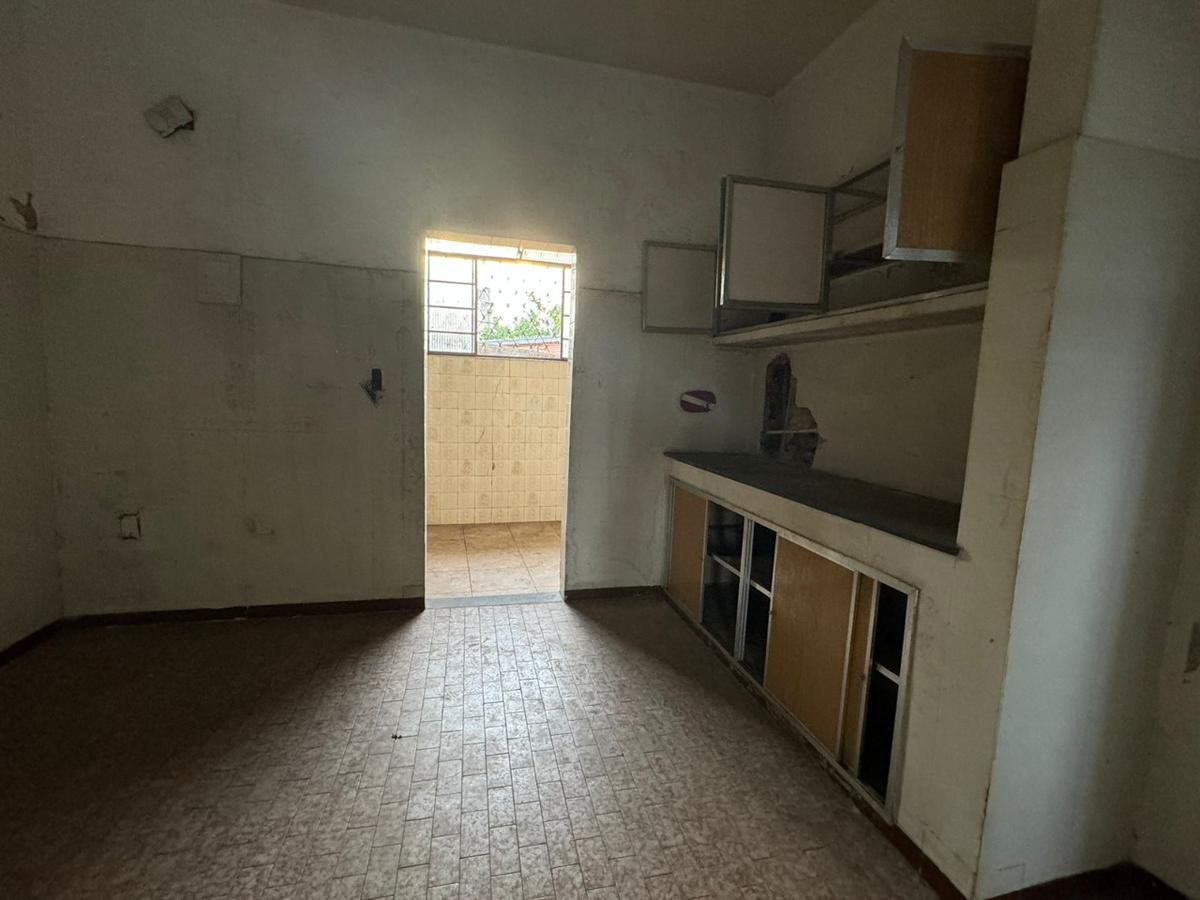 Casa, Santa Cruz, 3 Quartos, 4 Vagas, 1 Suíte