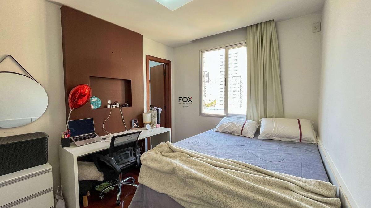 Apartamento, Funcionários, 2 Quartos, 2 Vagas, 1 Suíte