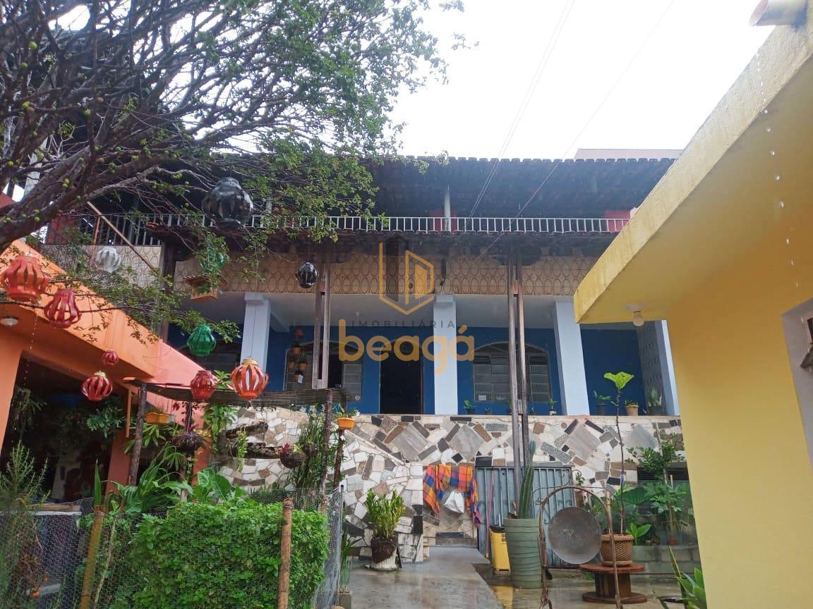 Casa, João Pinheiro, 4 Quartos, 6 Vagas, 1 Suíte