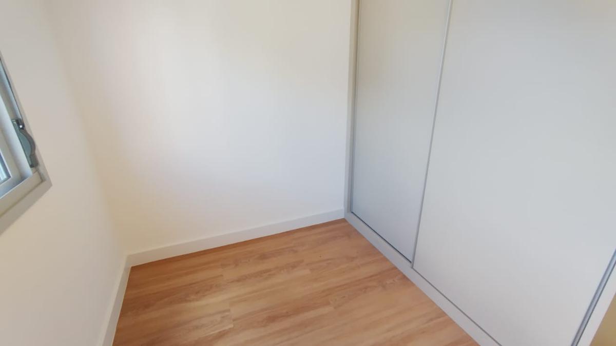 Apartamento, Sagrada Família, 3 Quartos, 2 Vagas, 1 Suíte