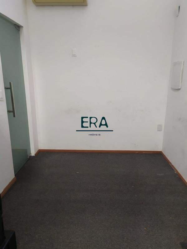 Sala, Savassi, 0 Quarto, 4 Vagas