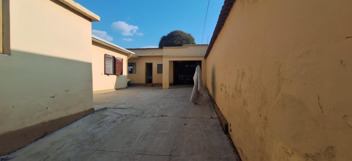 Casa, Centro, 4 Quartos, 5 Vagas