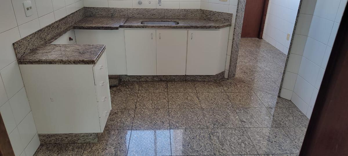 Apartamento, Nova Floresta, 4 Quartos, 2 Vagas, 1 Suíte