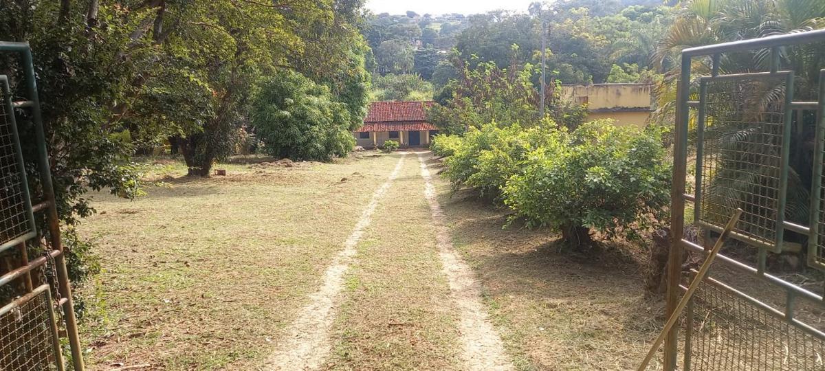 Fazenda, Califórnia, 4 Quartos, 10 Vagas, 3 Suítes