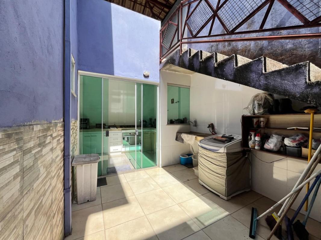 Casa, Tirol, 3 Quartos, 3 Vagas, 1 Suíte