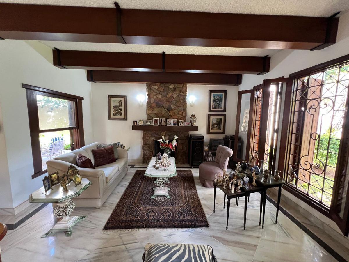 Casa, São Luiz (pampulha), 4 Quartos, 10 Vagas, 2 Suítes