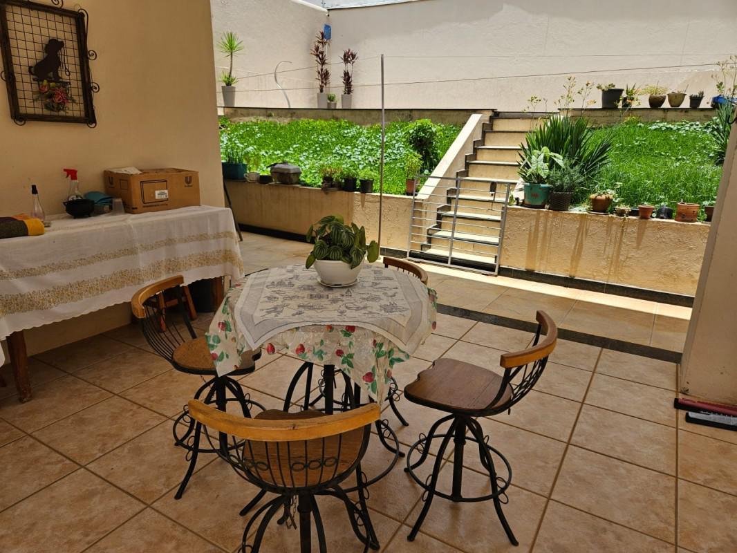 Casa, Fernão Dias, 4 Quartos, 4 Vagas, 1 Suíte