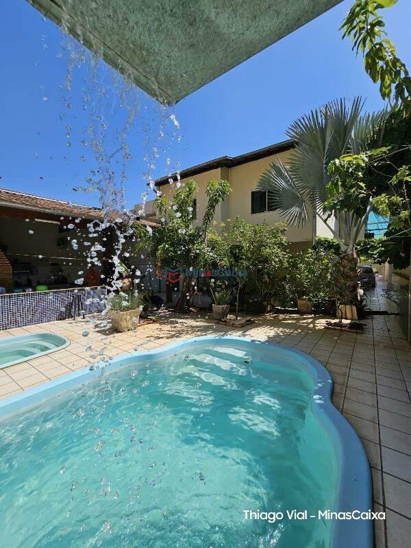 Casa, Santa Maria, 5 Quartos, 5 Vagas, 1 Suíte