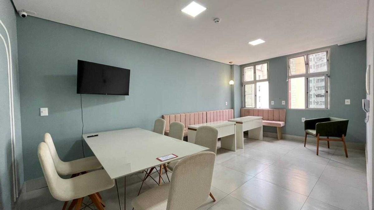 Apartamento, Centro, 2 Quartos, 0 Vaga, 1 Suíte