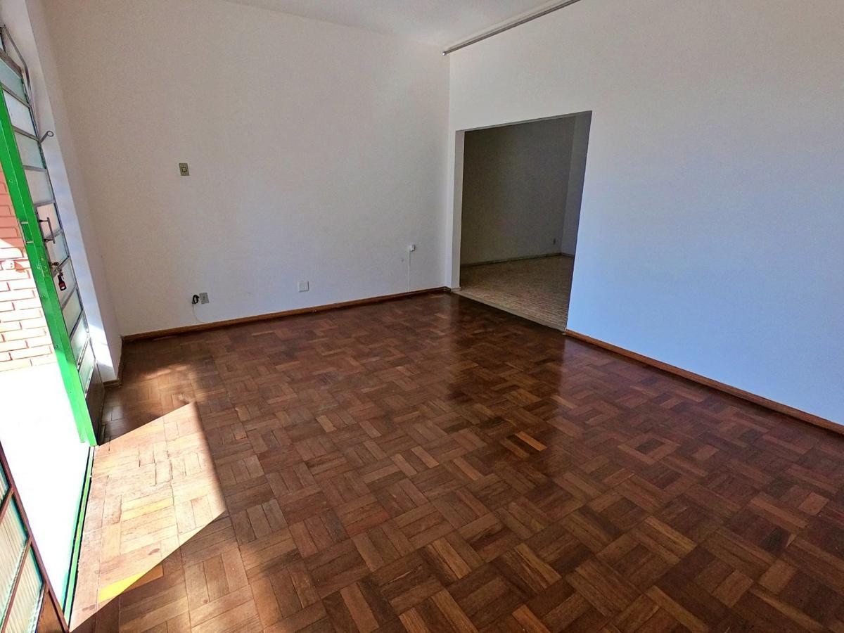 Casa, Caiçaras, 4 Quartos, 2 Vagas, 1 Suíte